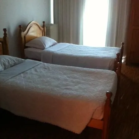 ゲストハウス Quinta Fonte Do Corvo